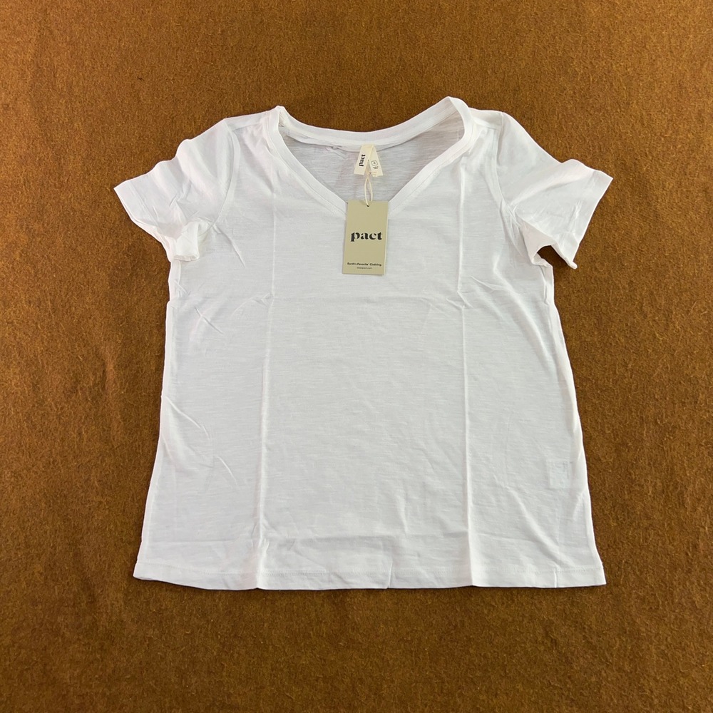 Pact Womens Medium White Featherweight Slub Organic Cotton V-Neck T-Shirt NWT